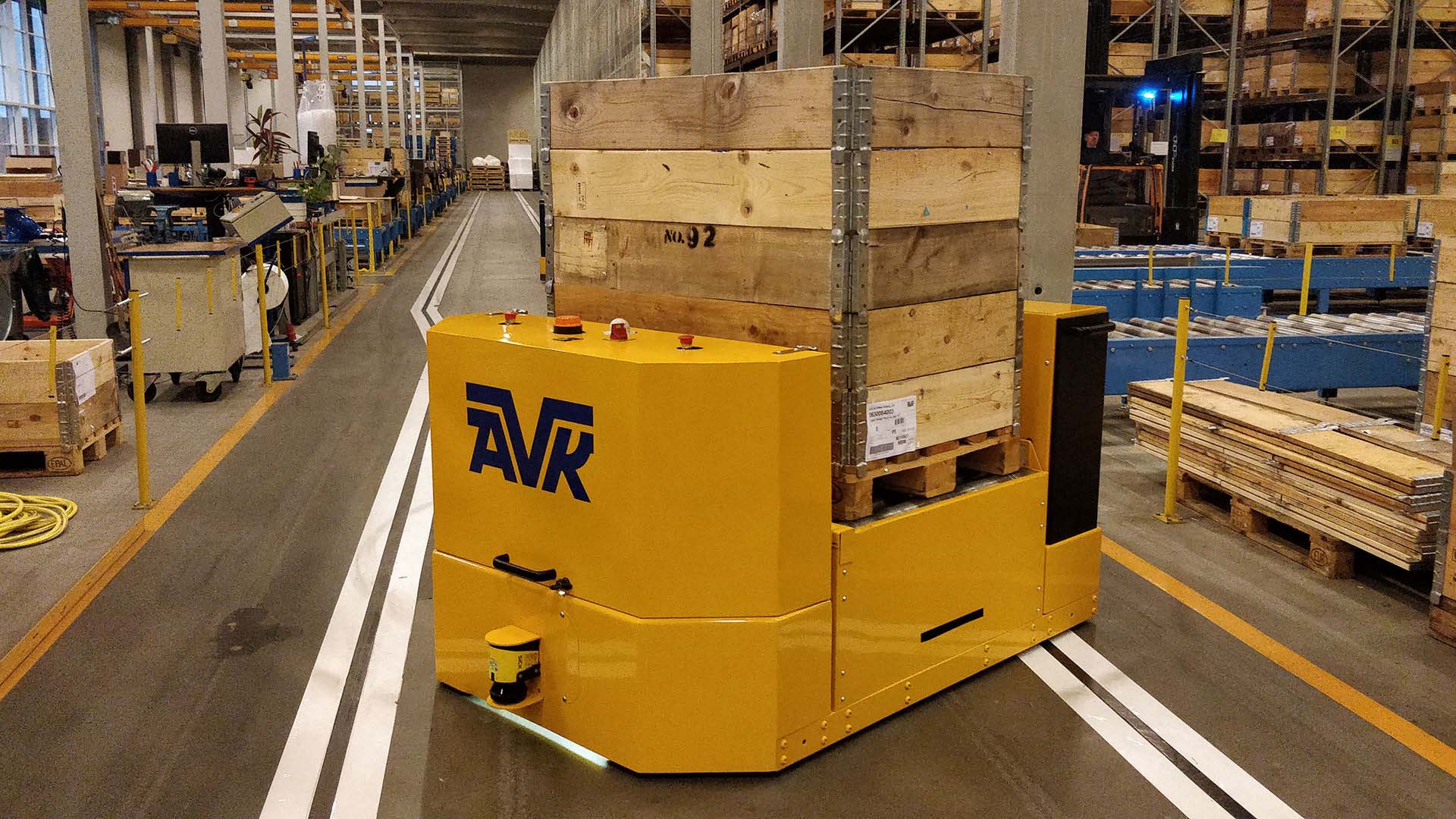 AGV turning with pallet